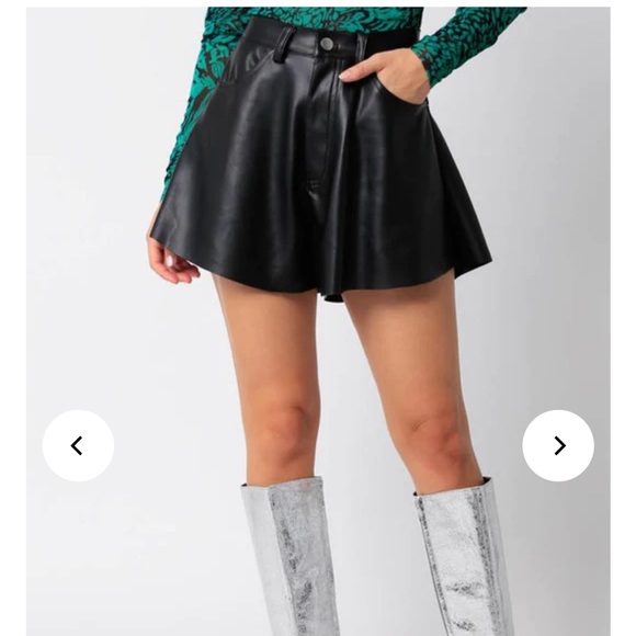 Tandy Wear Riley PU Shorts - Picture 2 of 8